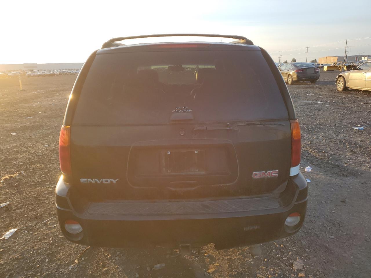 2006 GMC Envoy - Image 6