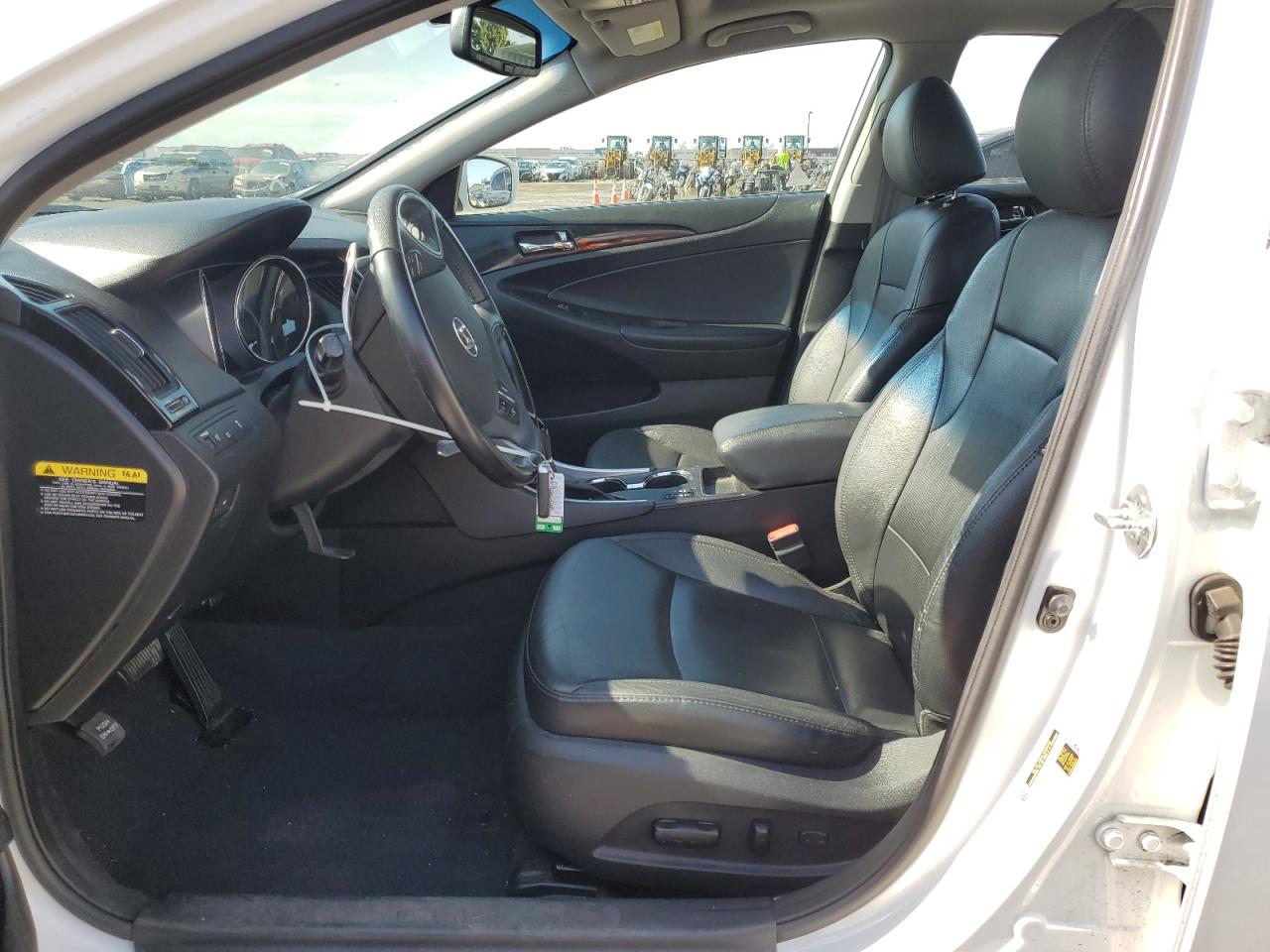 2013 Hyundai Sonata - Image 7