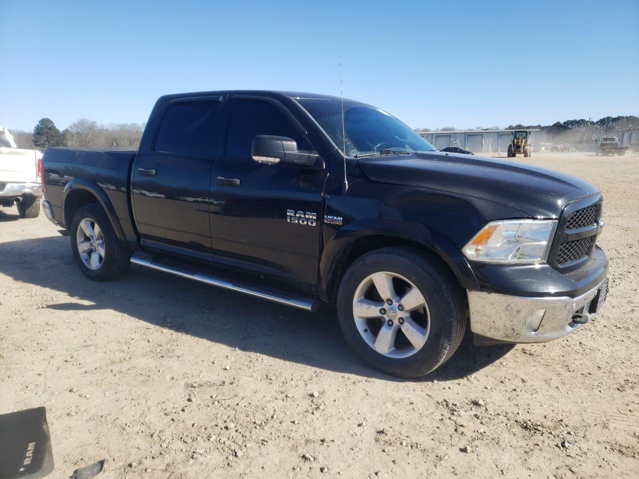 2015 RAM 1500 - Image 4