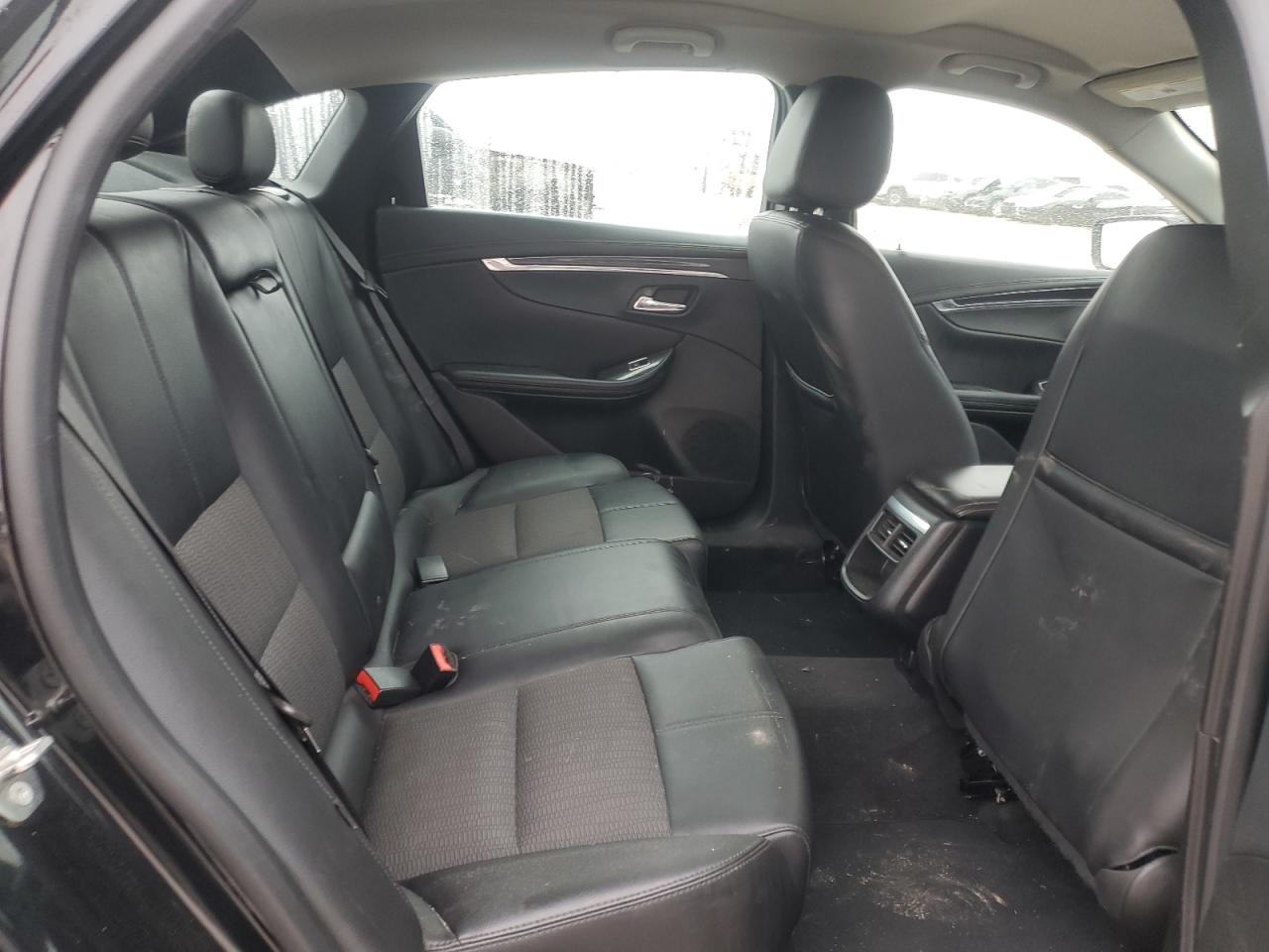 2018 Chevrolet Impala - Image 10