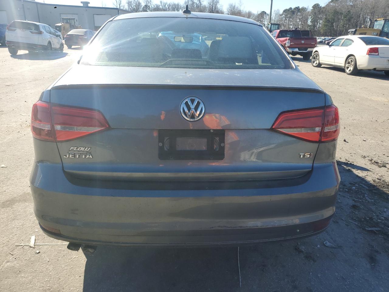 2015 Volkswagen Jetta - Image 6