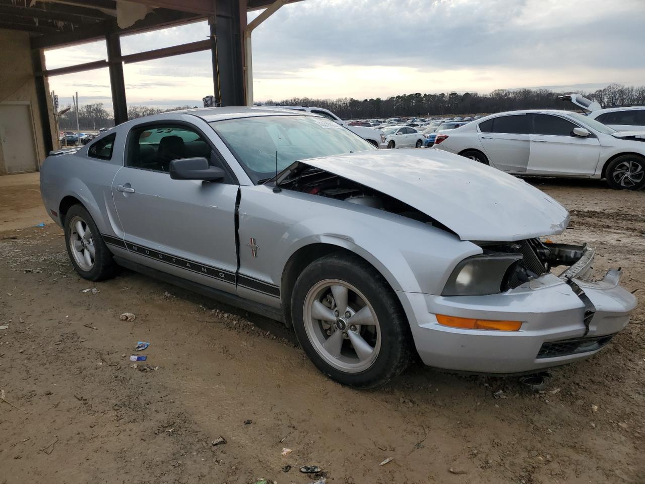 2007 Ford Mustang - Image 4