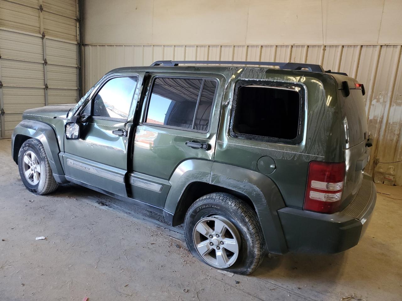 2009 Jeep Liberty (North America) - Image 2