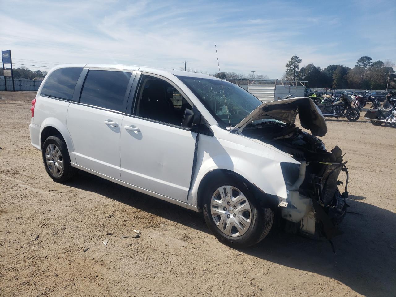 2018 Dodge Caravan - Image 4
