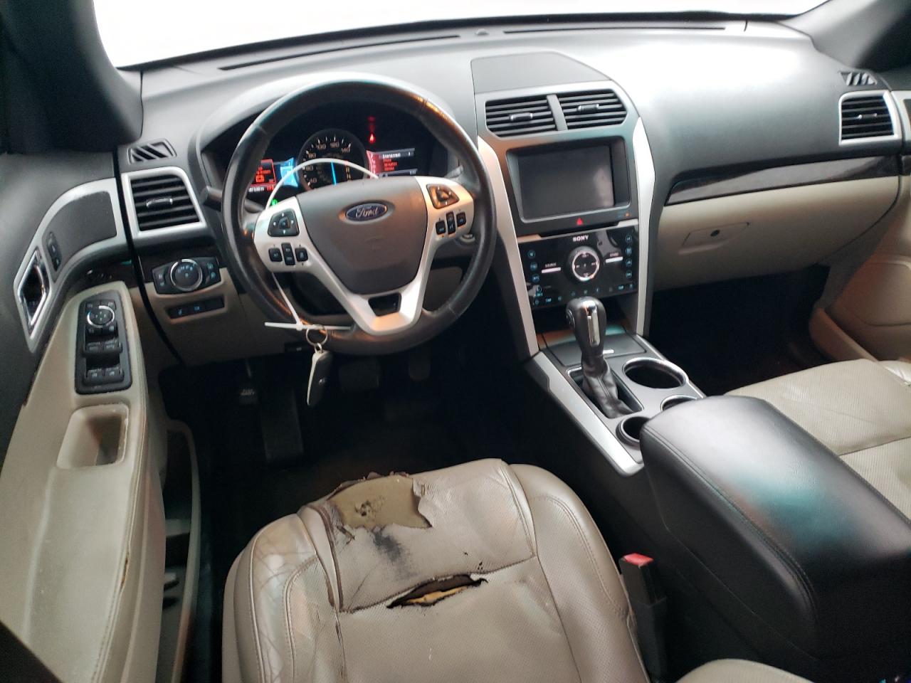 2011 Ford Explorer - Image 8