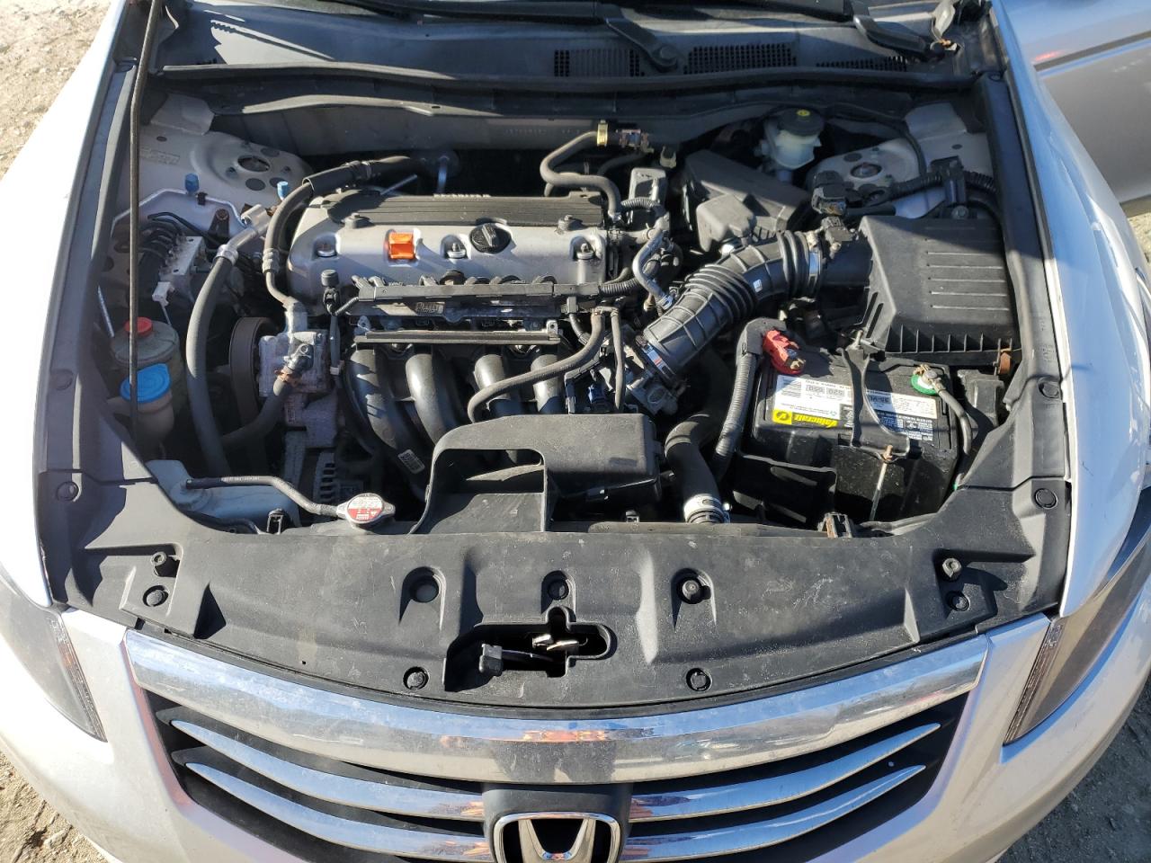 2012 Honda Accord - Image 11