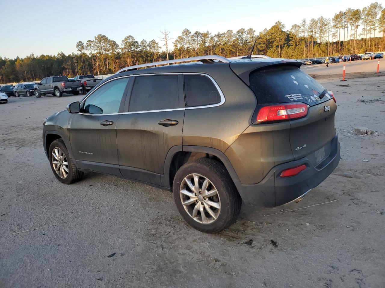 2014 Jeep Grand Cherokee - Image 2