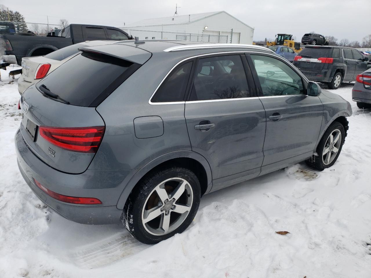 2015 Audi Q3 - Image 3