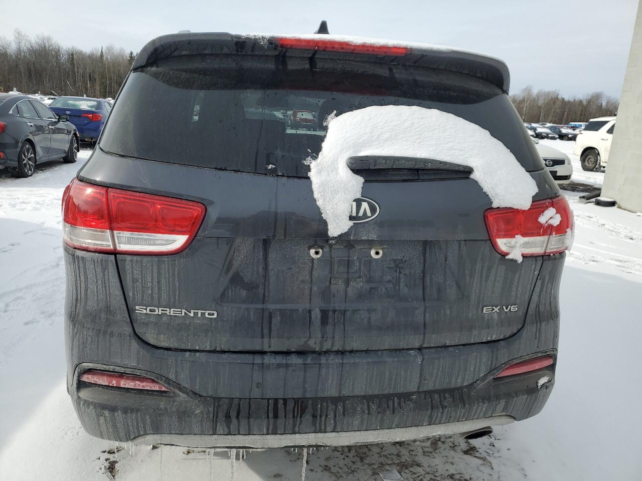 2017 Kia Sorento - Image 6