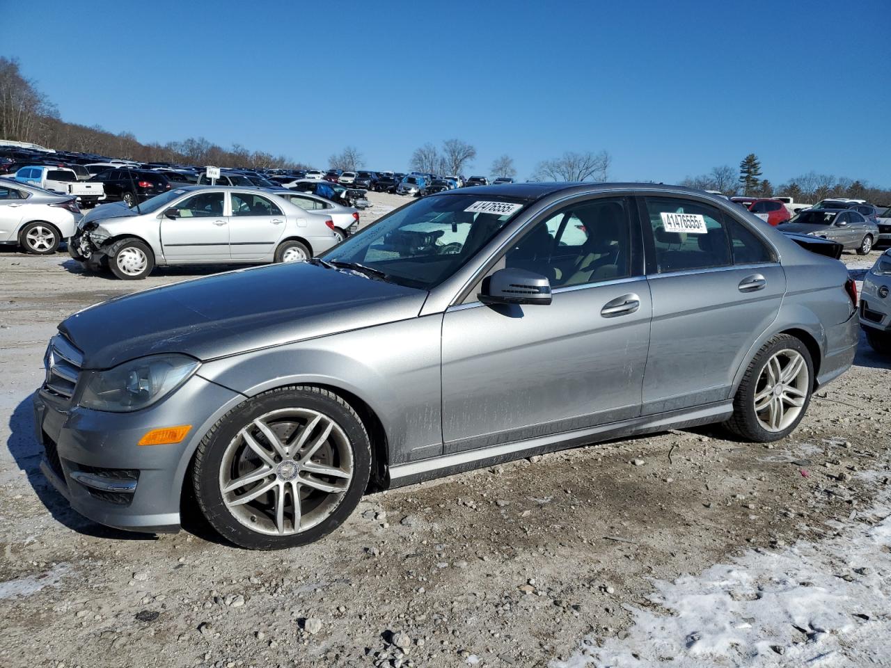 VIN WDDGF8AB6DR285354 2013 MERCEDES-BENZ C-CLASS no.1