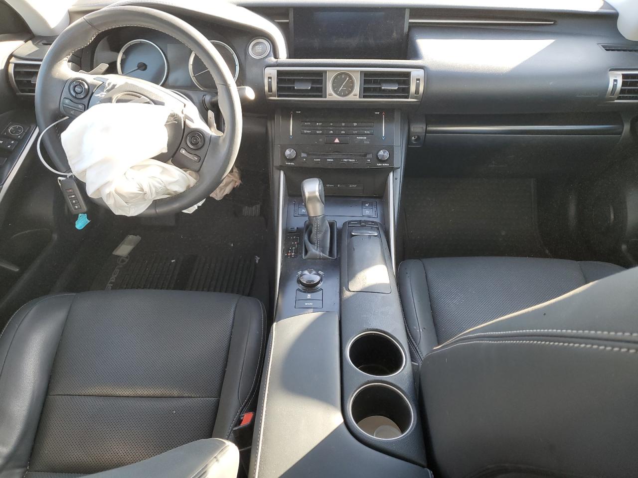 2014 Lexus IS - Image 8