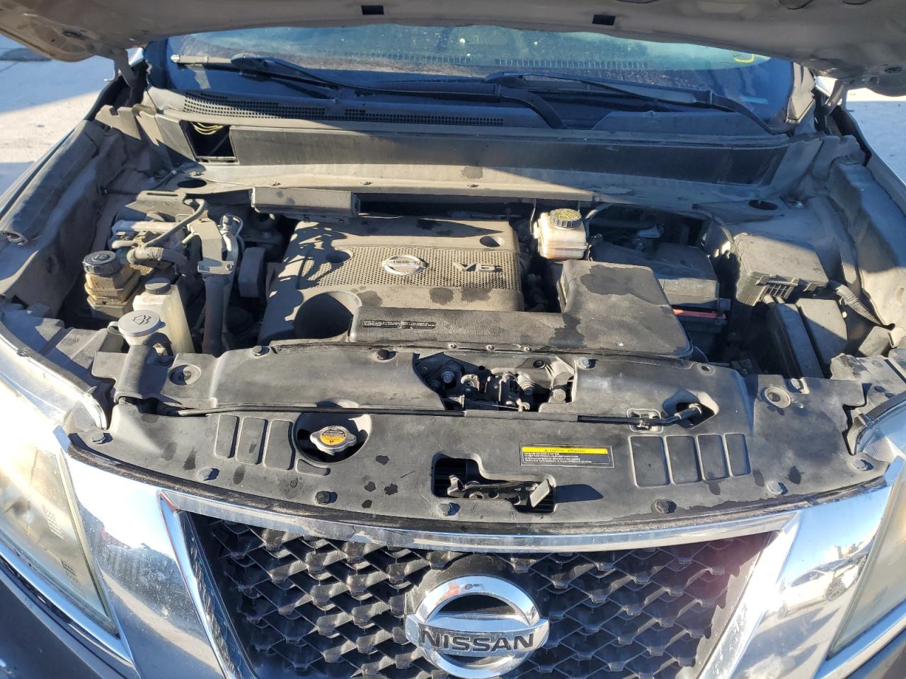 2013 Nissan Pathfinder - Image 12
