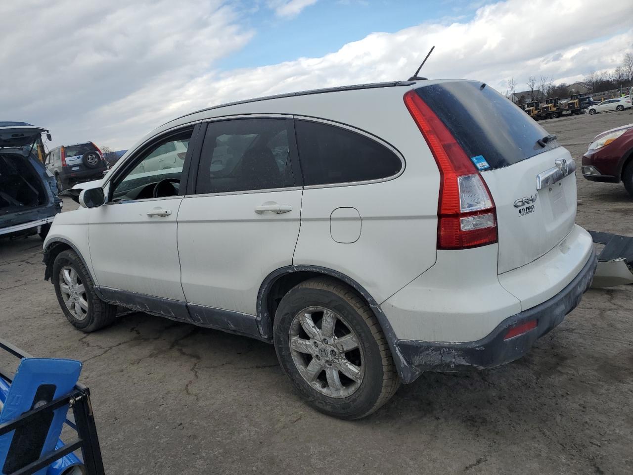 2007 Honda CR-V - Image 2