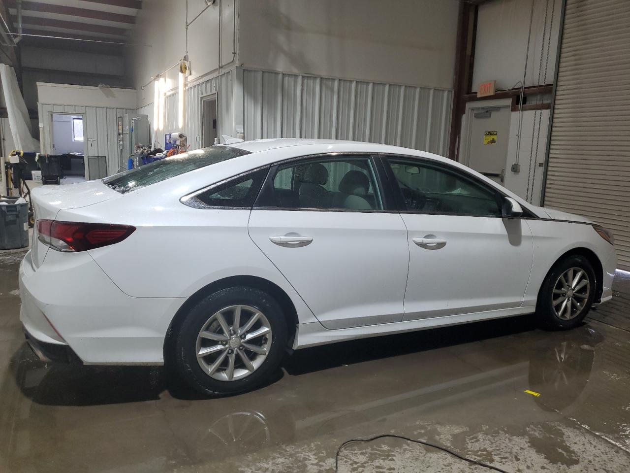 2018 Hyundai Sonata - Image 3