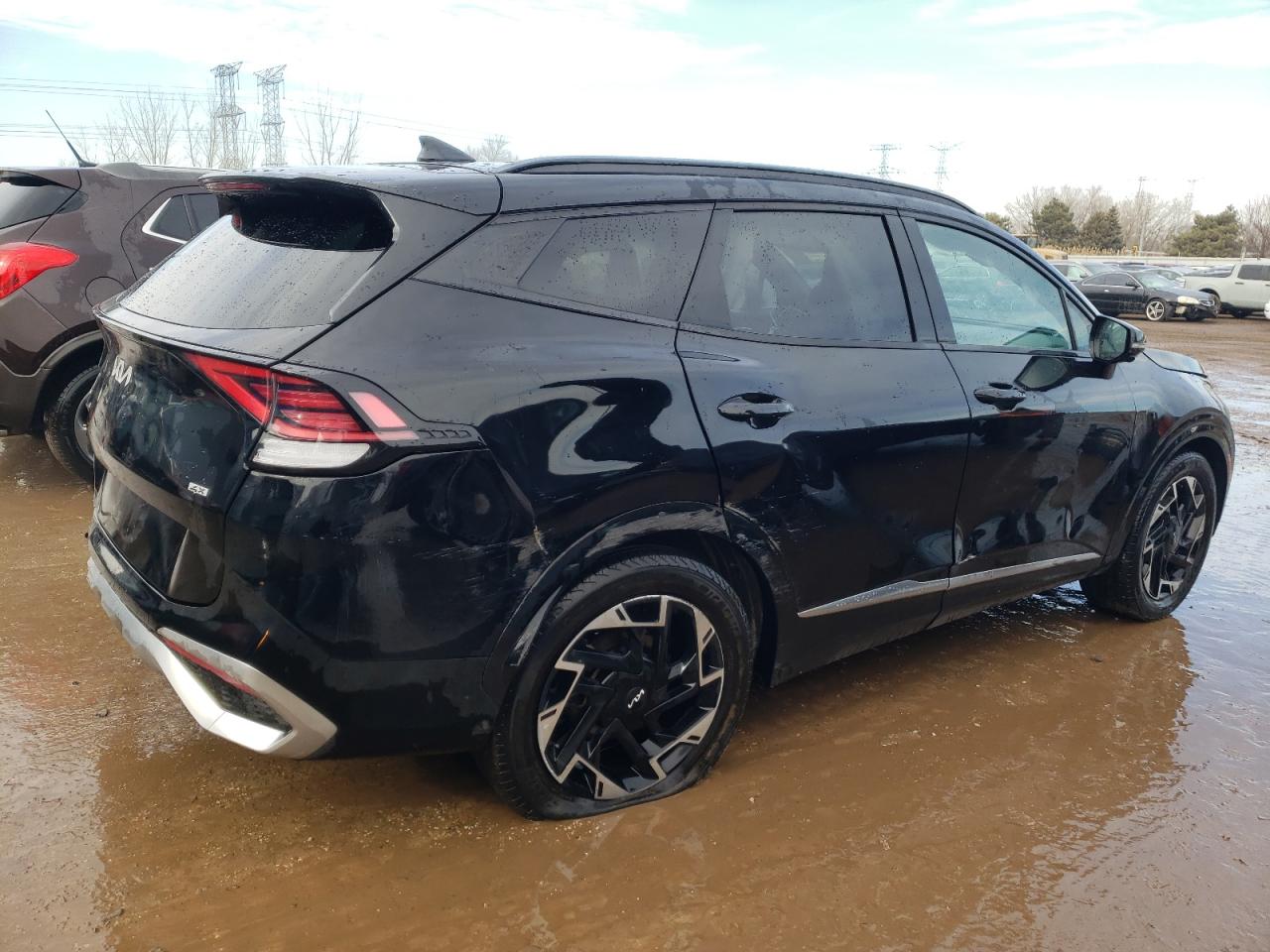 2023 Kia Sportage - Image 3