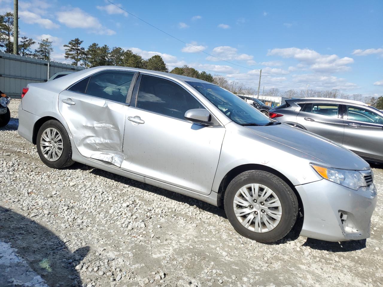 2014 Toyota Camry - Image 4