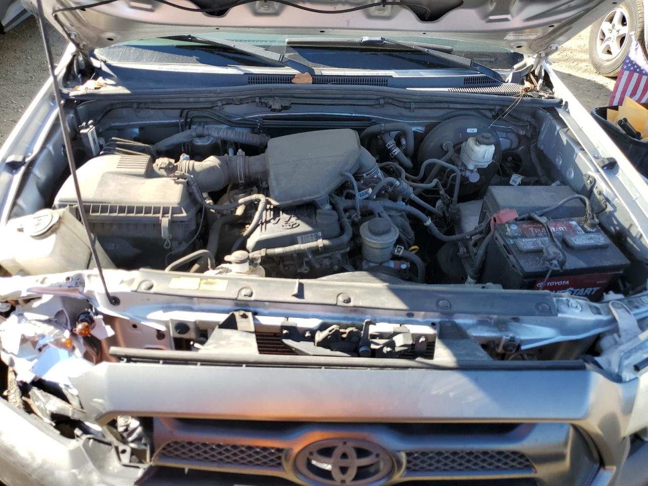 2013 Toyota Tacoma - Image 11