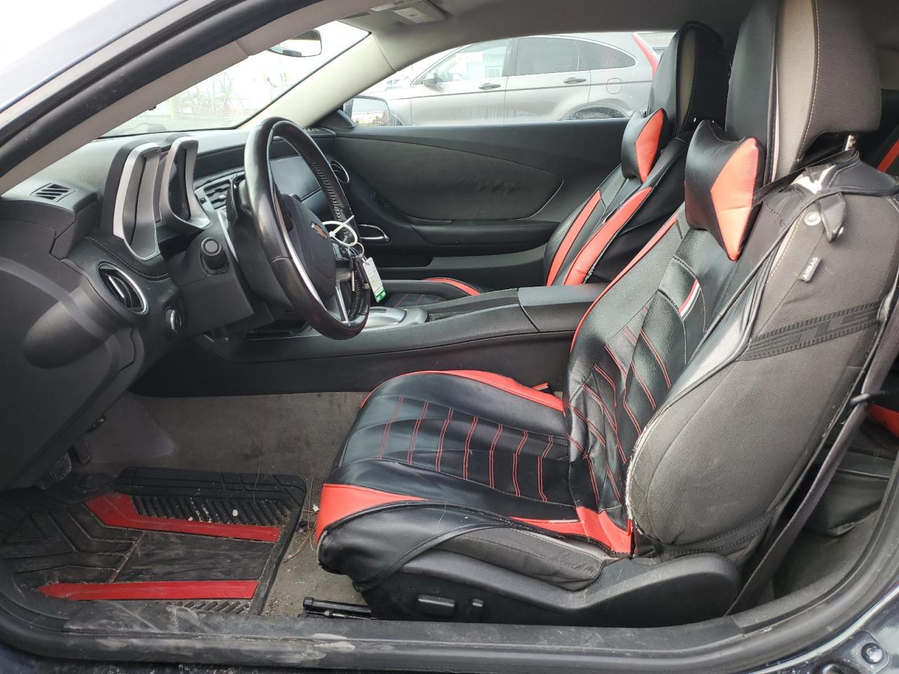 2014 Chevrolet Camaro - Image 7