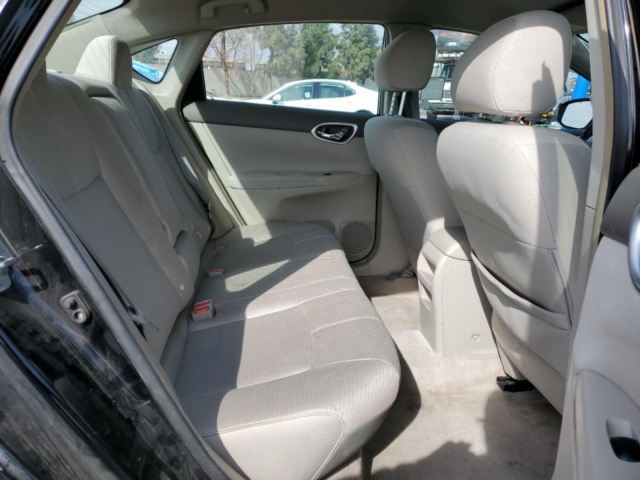 2013 Nissan Sentra - Image 11
