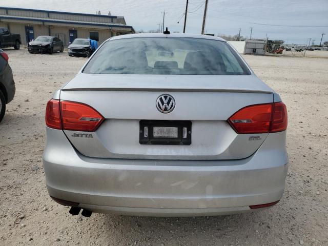 Sedans VOLKSWAGEN JETTA 2014 Silver