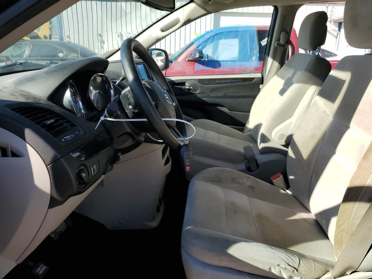 2018 Dodge Caravan - Image 7