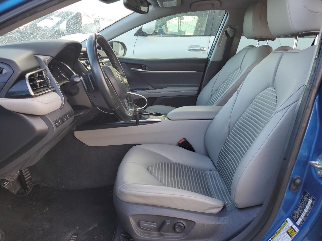 2020 Toyota Camry - Image 7