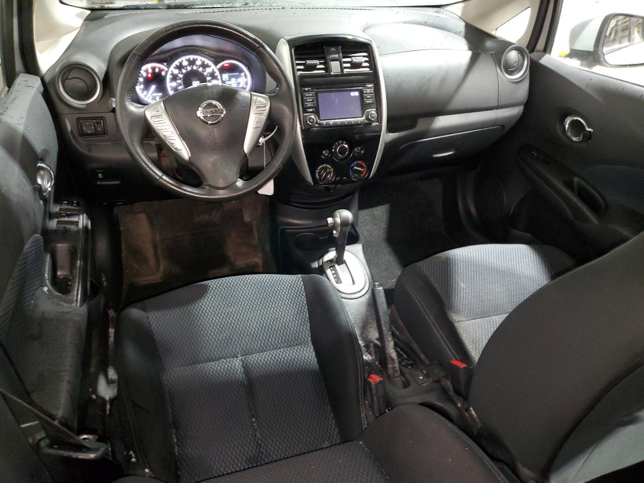 2016 Nissan Versa - Image 8
