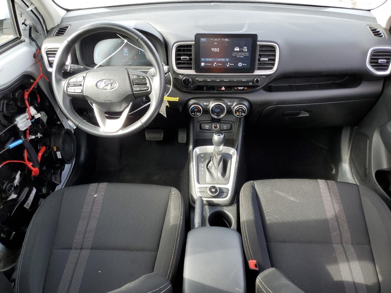 2023 Hyundai Venue - Image 8