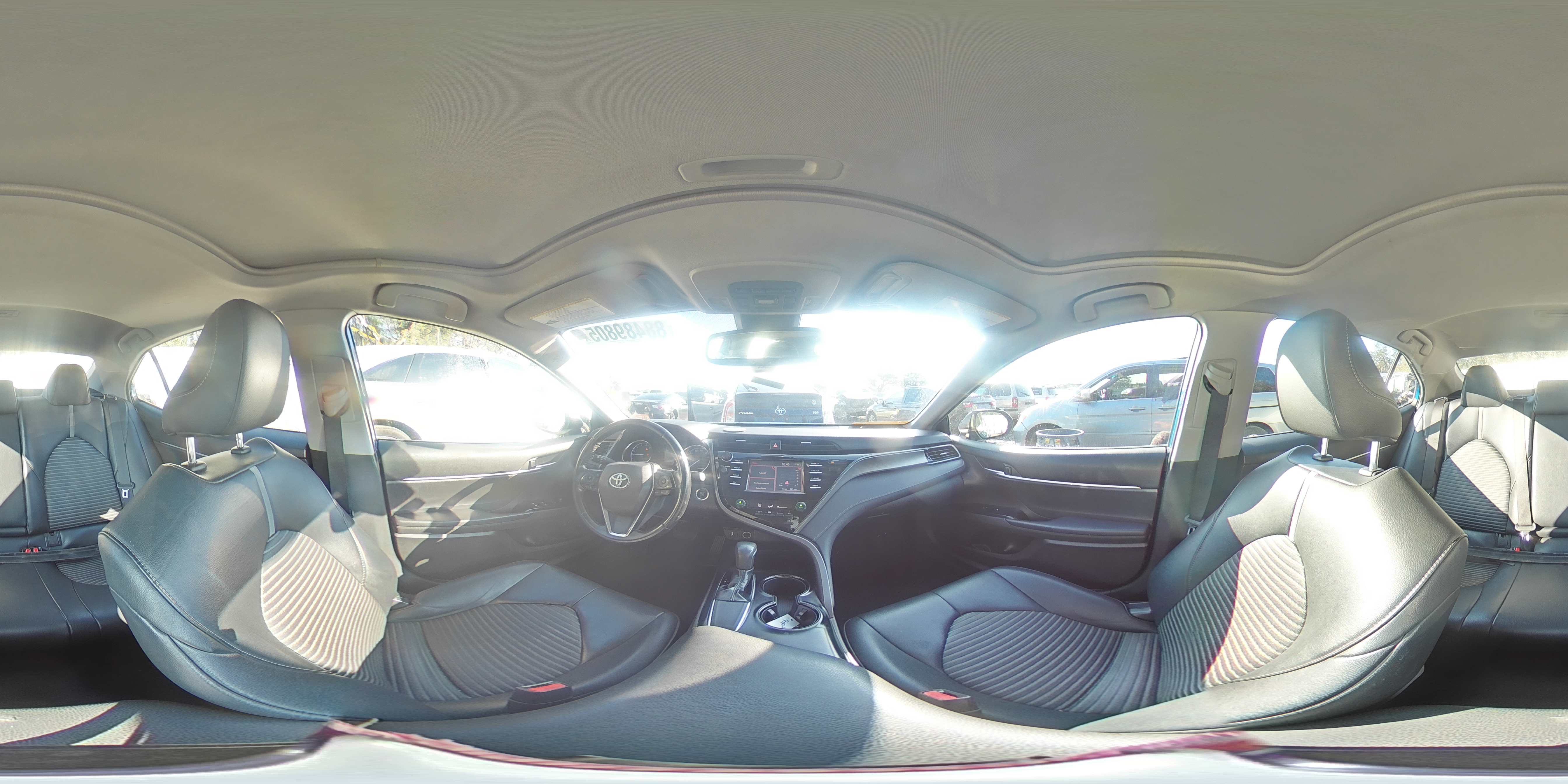 2019 Toyota Camry - Image 13