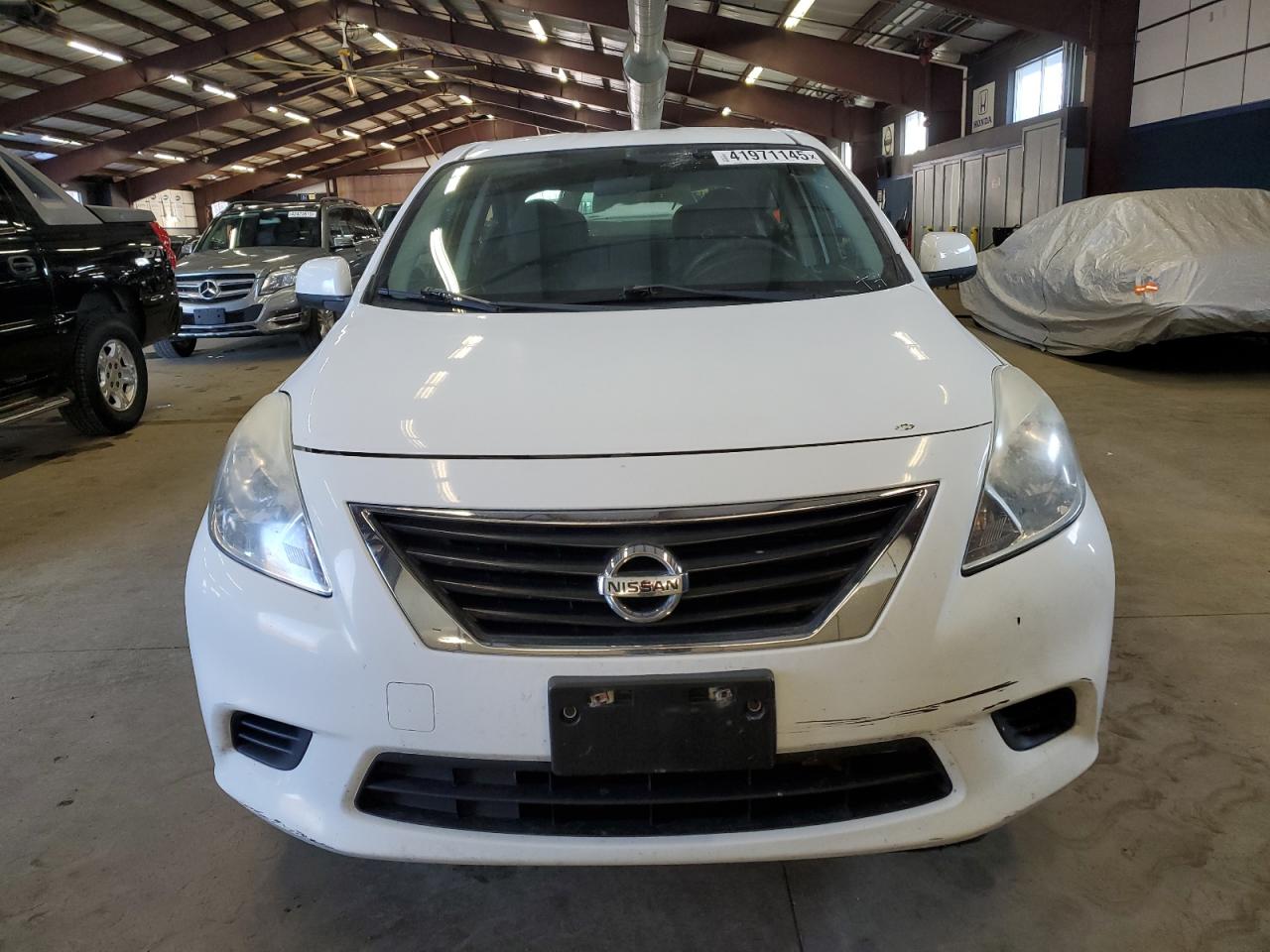 2014 Nissan Versa - Image 5