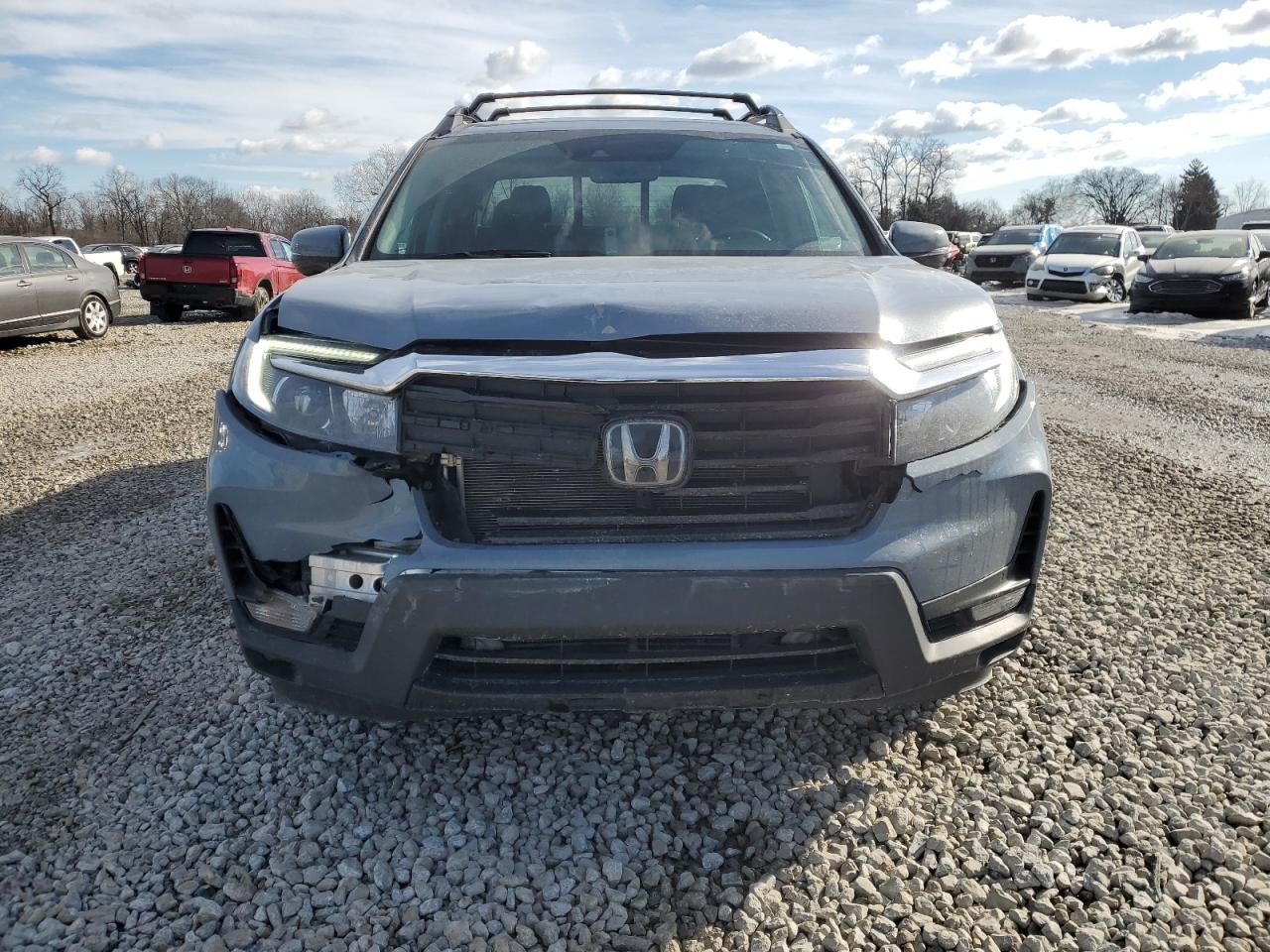 2022 Honda Ridgeline - Image 5