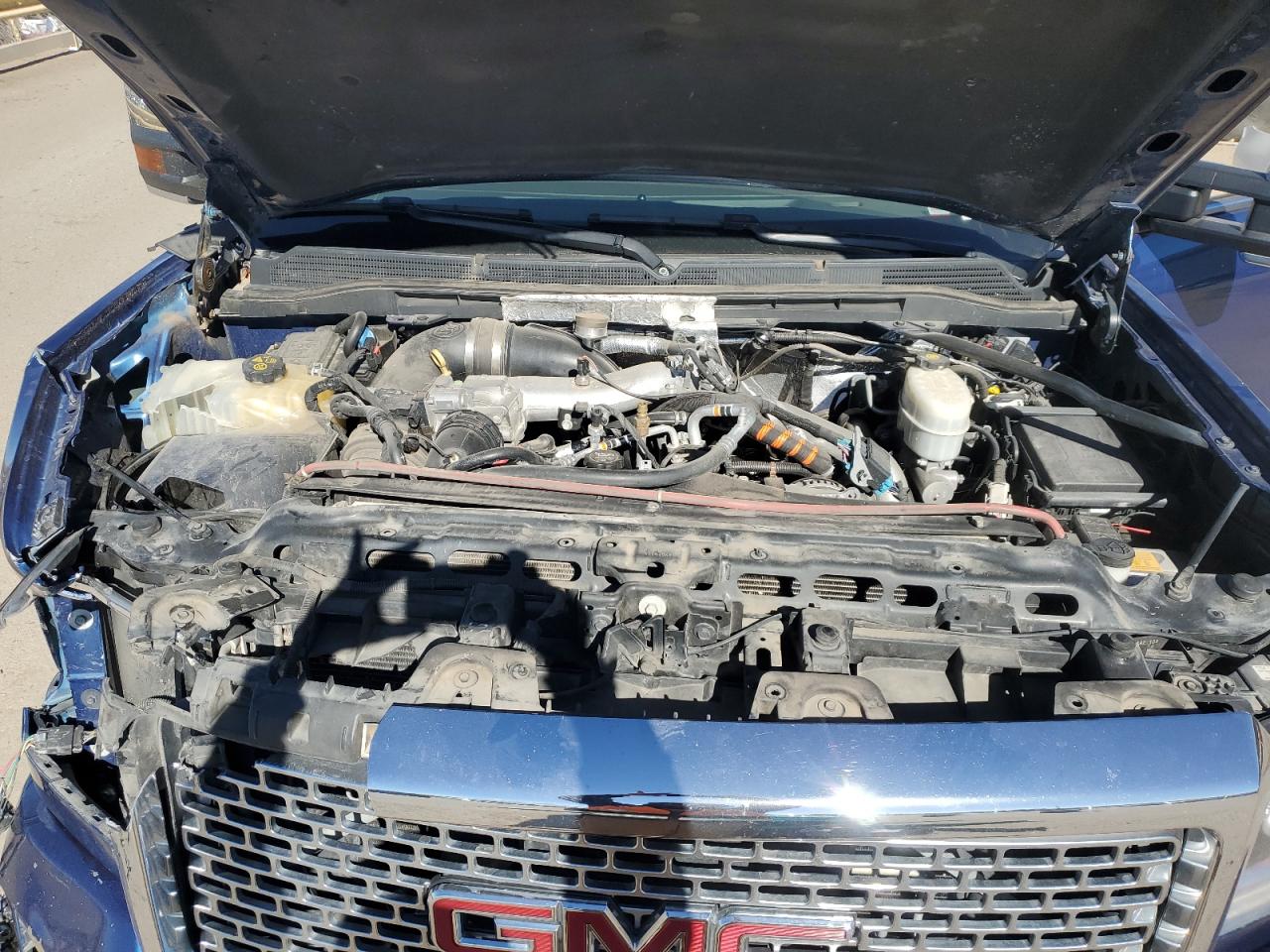 2015 GMC Sierra - Image 13