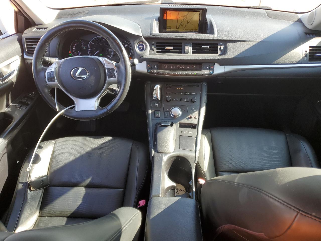 2012 Lexus CT - Image 8