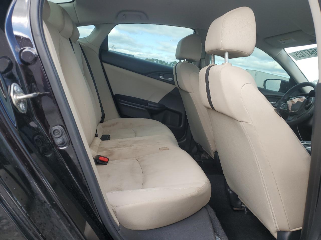 2016 Honda Civic - Image 10
