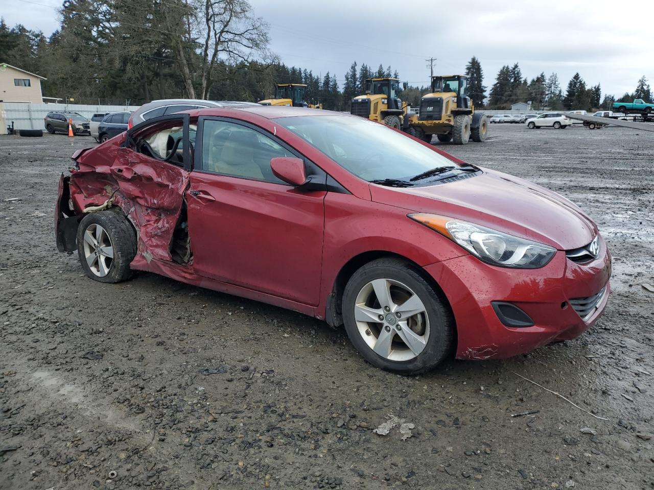 2013 Hyundai Elantra - Image 4