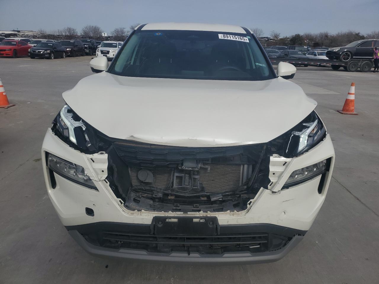 2021 Nissan Rogue - Image 5
