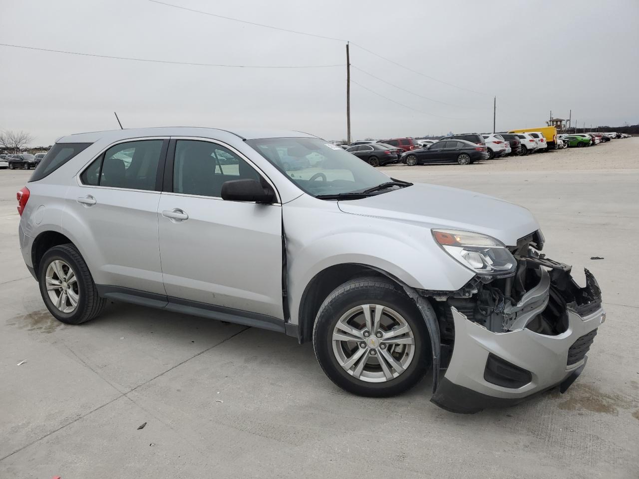 2017 Chevrolet Equinox - Image 4