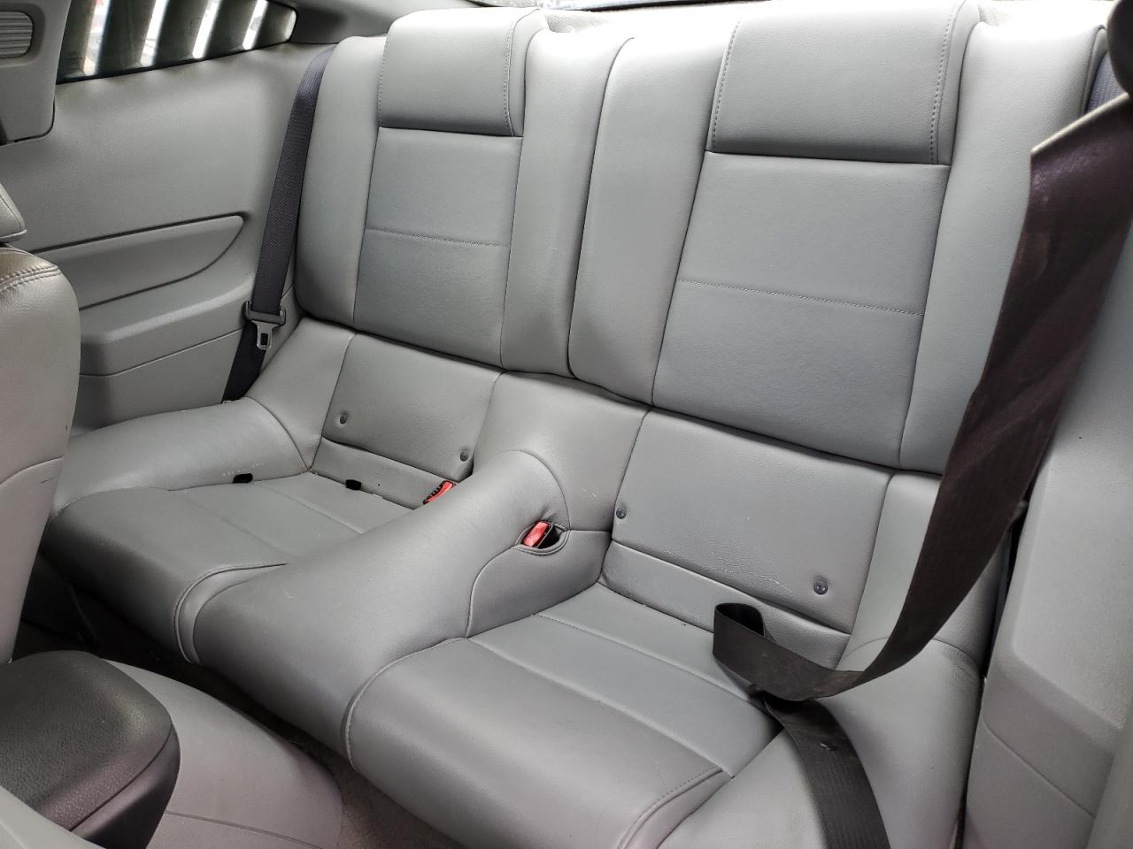 2007 Ford Mustang - Image 10