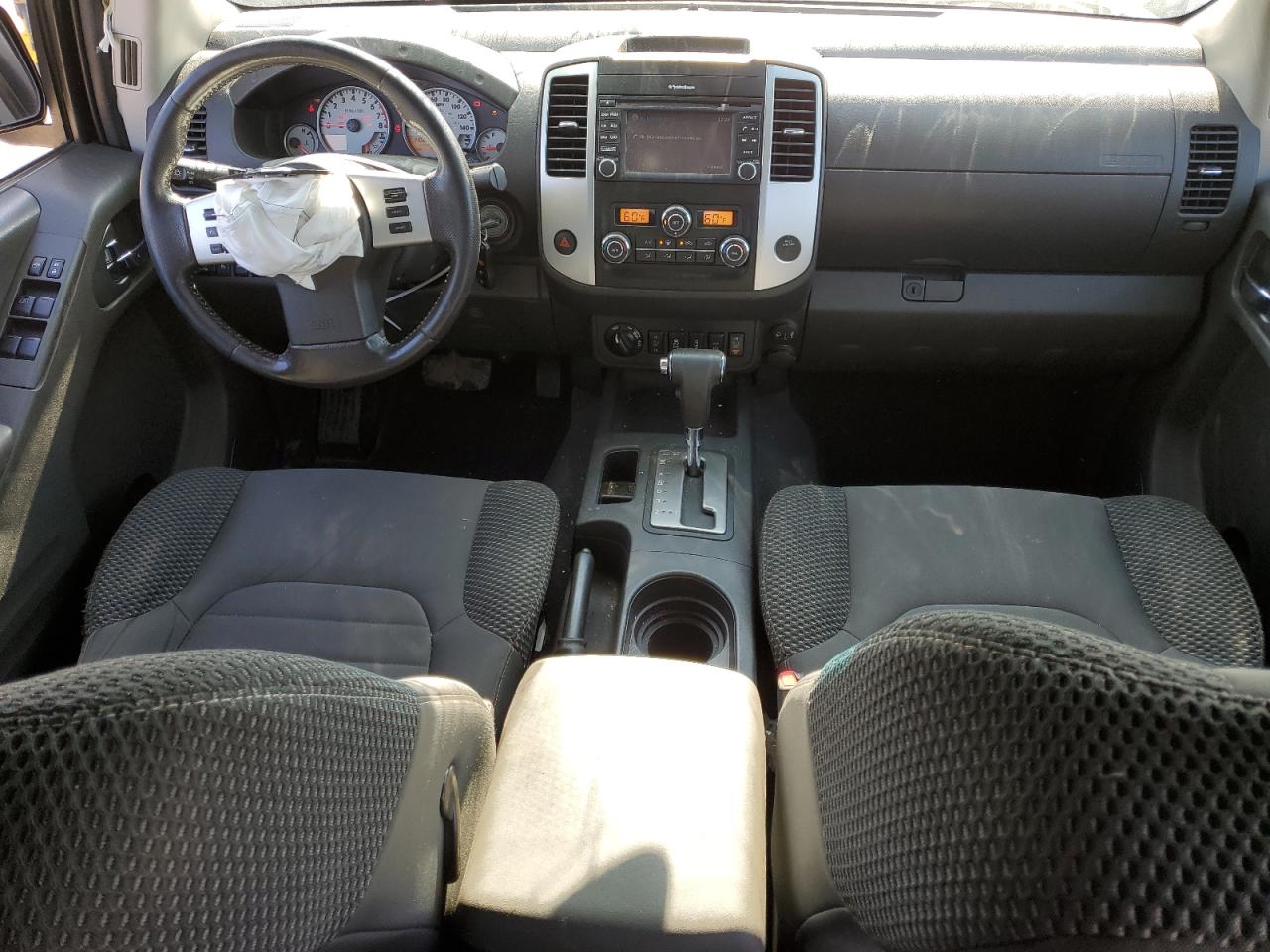 2019 Nissan Navara (Frontier) - Image 8