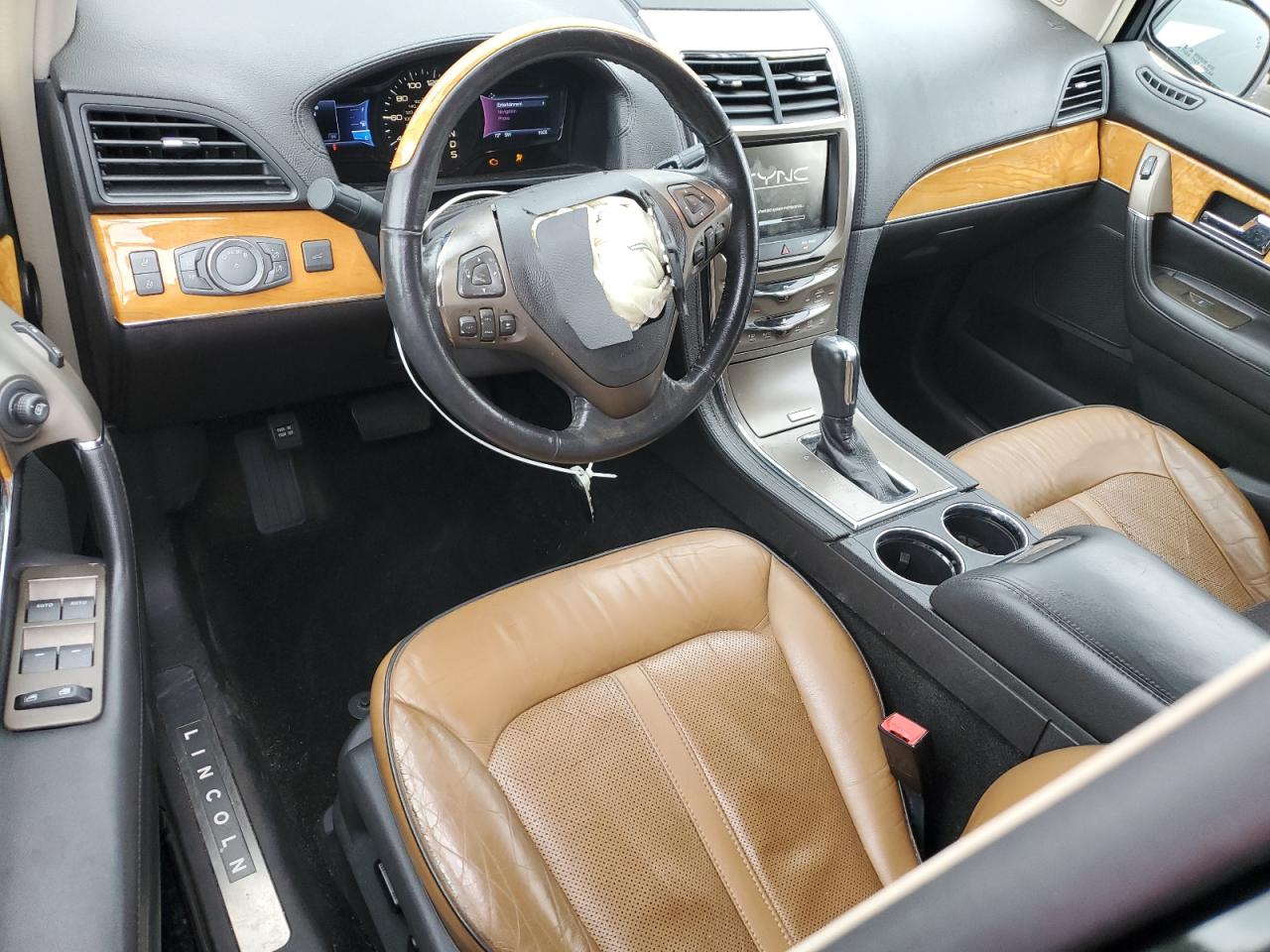2014 Lincoln MKX - Image 8