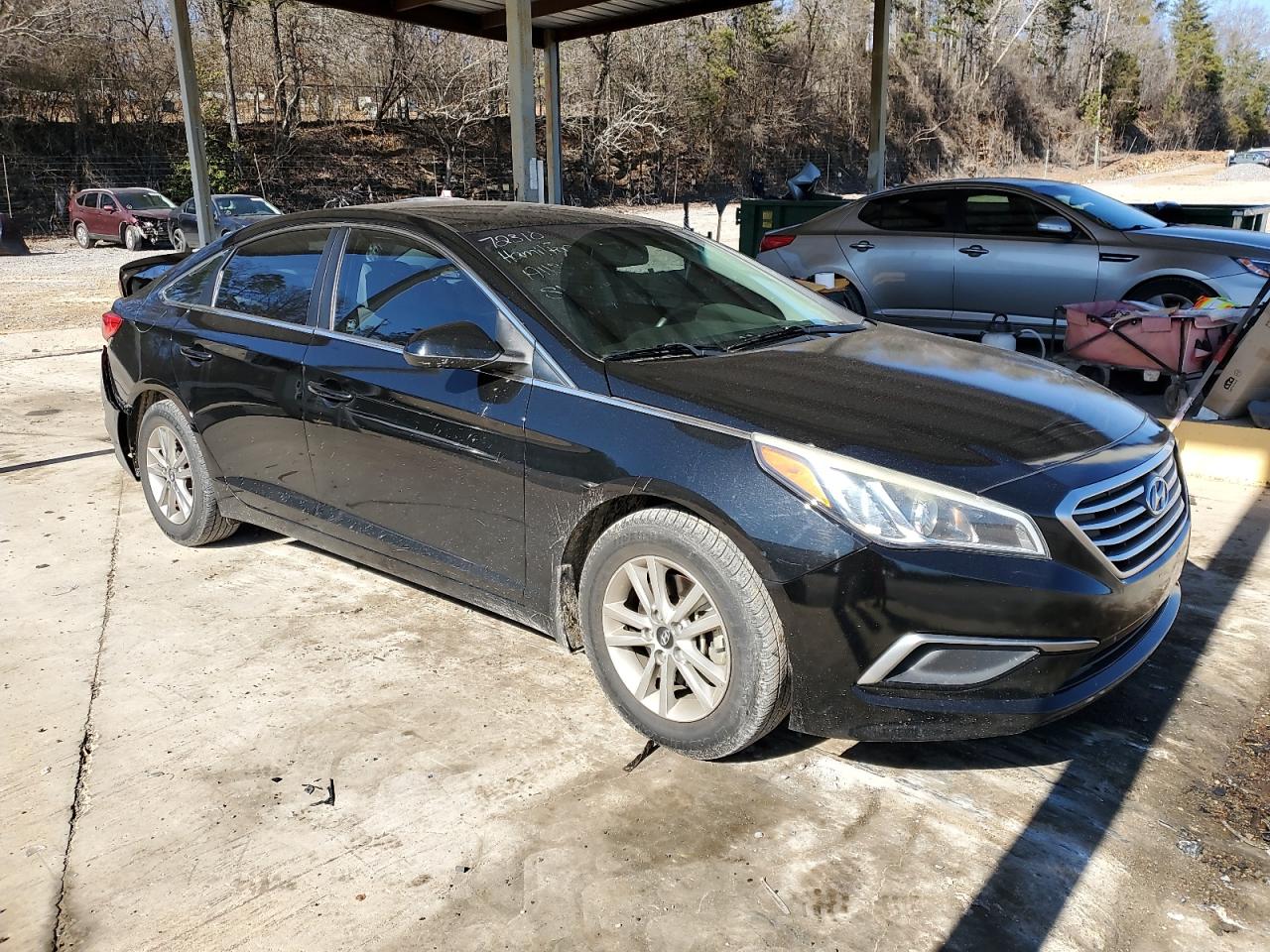 2017 Hyundai Sonata - Image 4