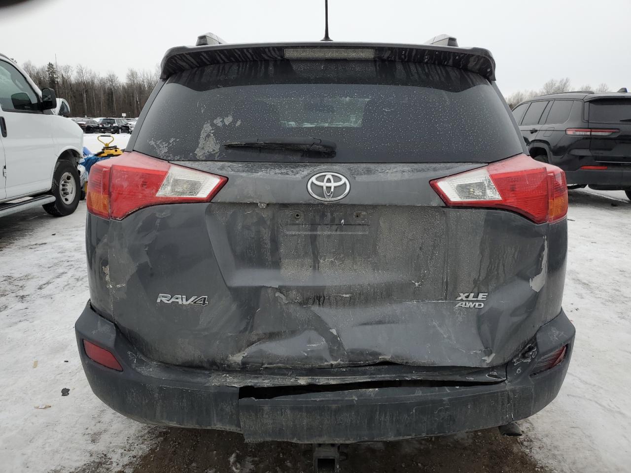 2015 Toyota RAV 4 - Image 6