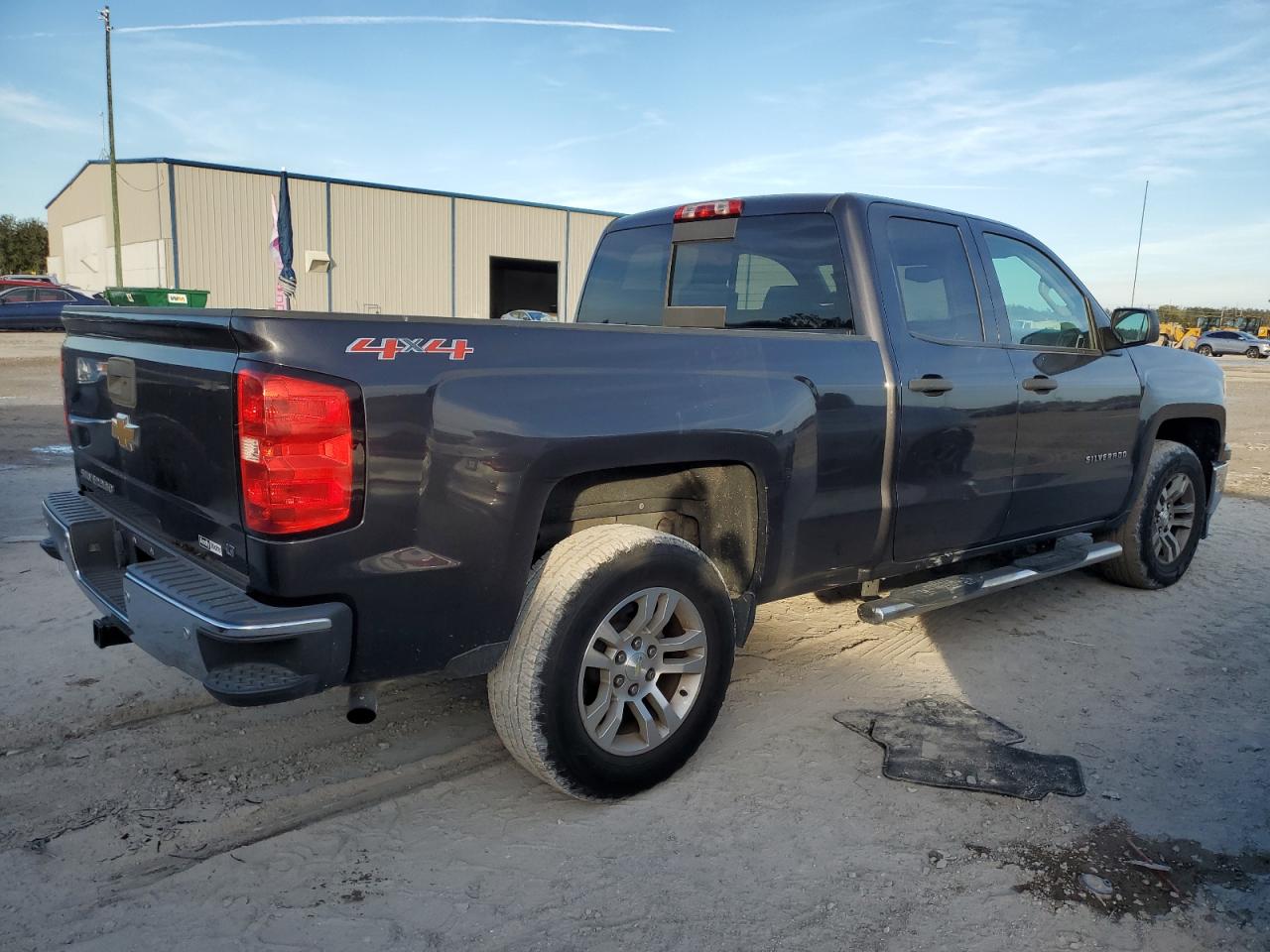 2014 Chevrolet Silverado - Image 3