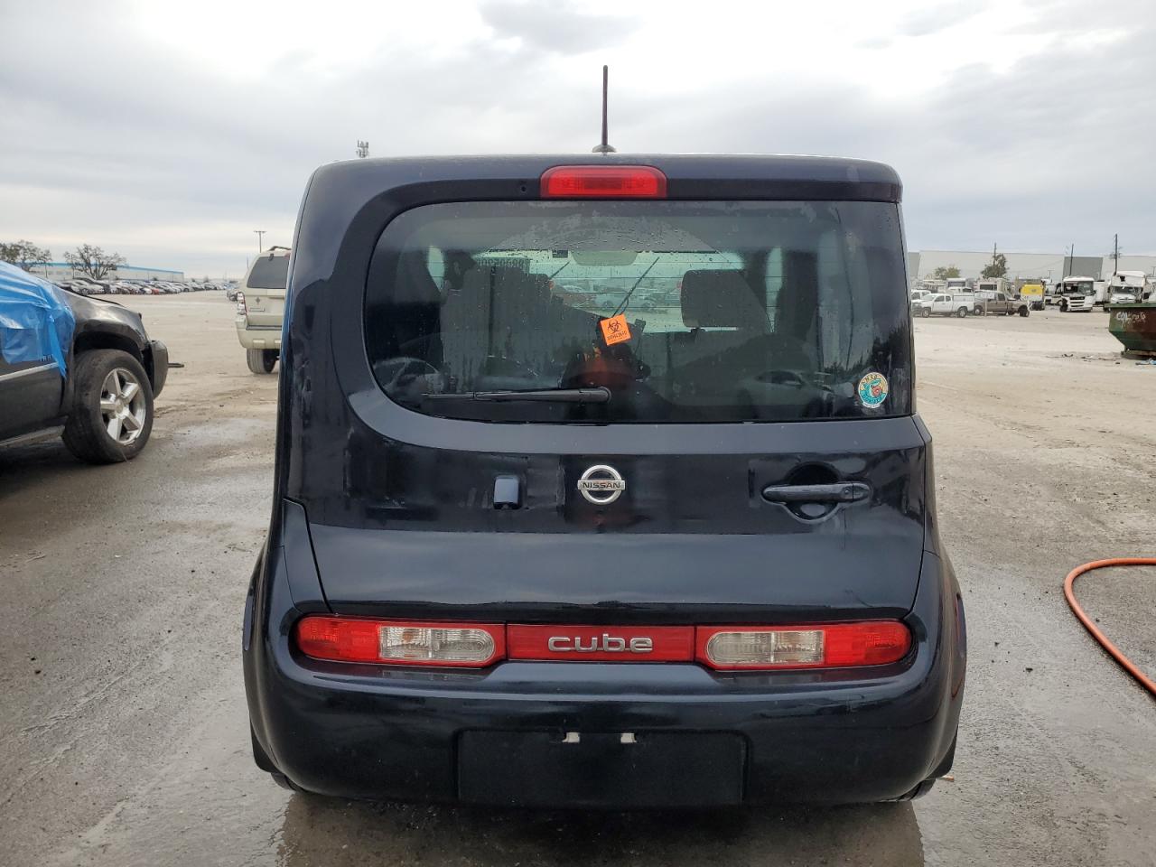 2010 Nissan Cube - Image 6