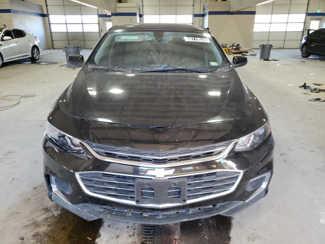 2018 Chevrolet Malibu - Image 5