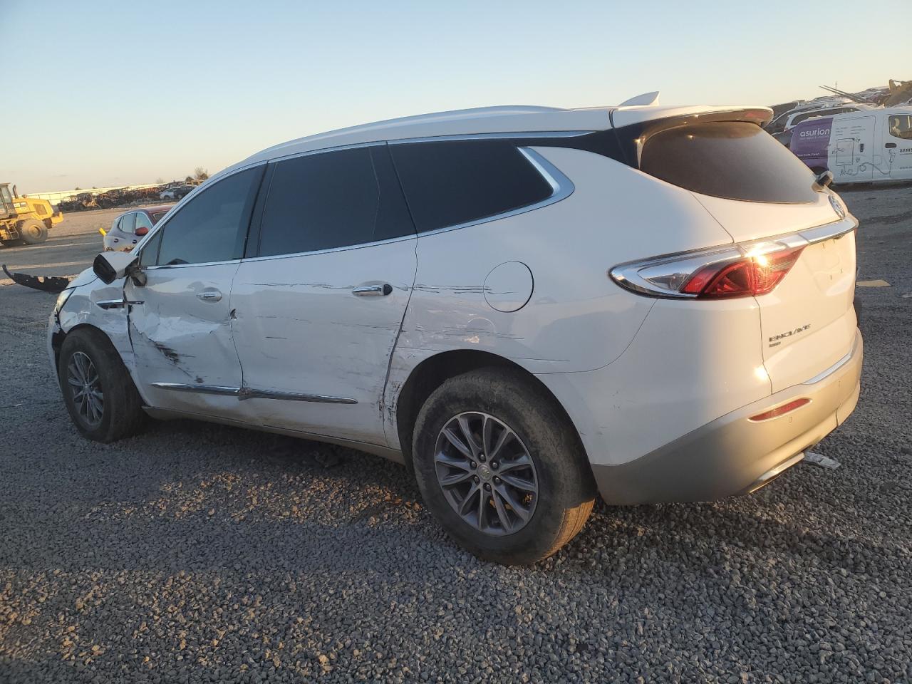 2022 Buick Enclave - Image 2
