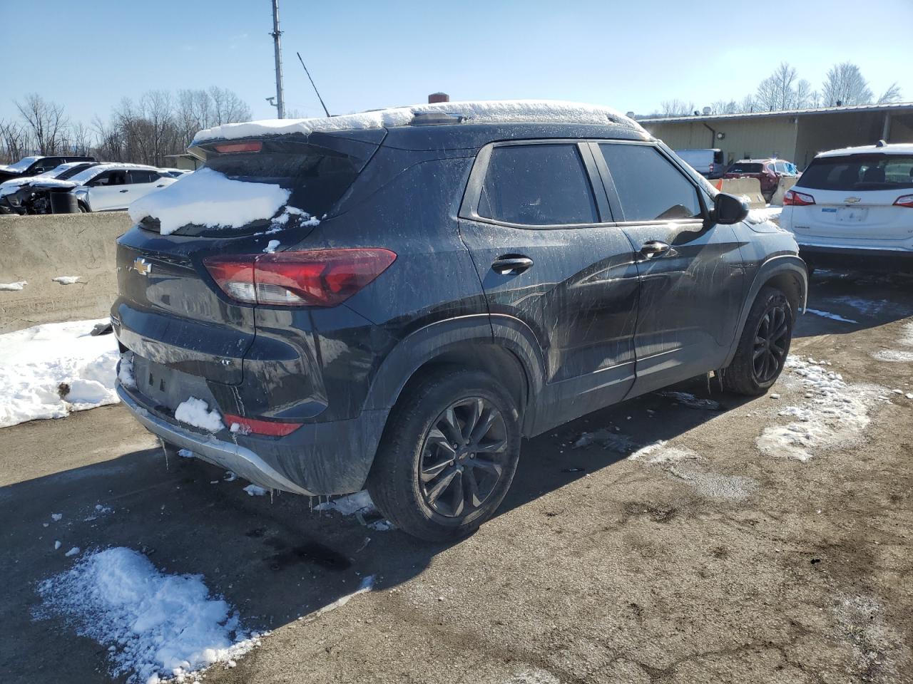 2023 Chevrolet TrailBlazer - Image 3