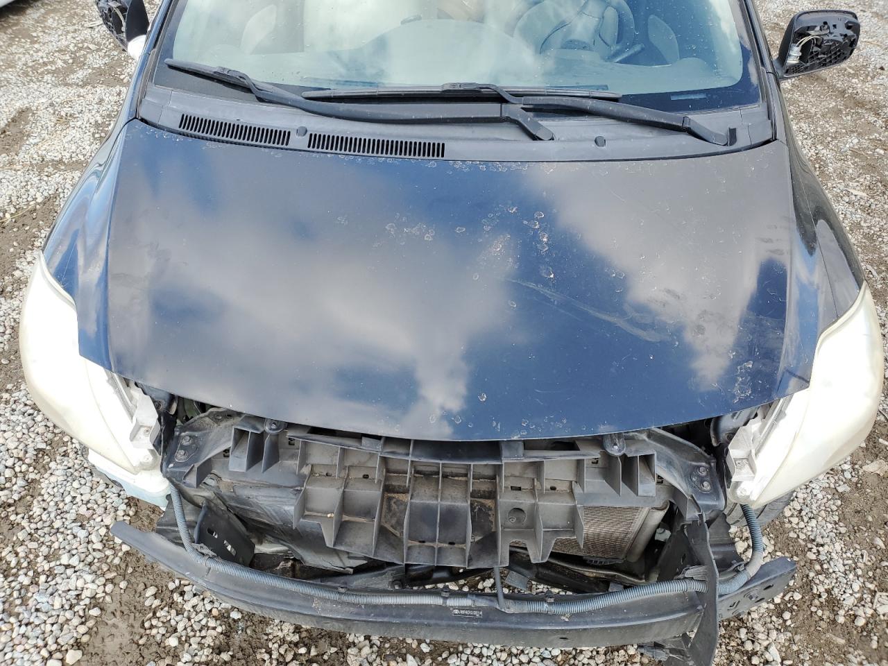 2012 Toyota Yaris - Image 12