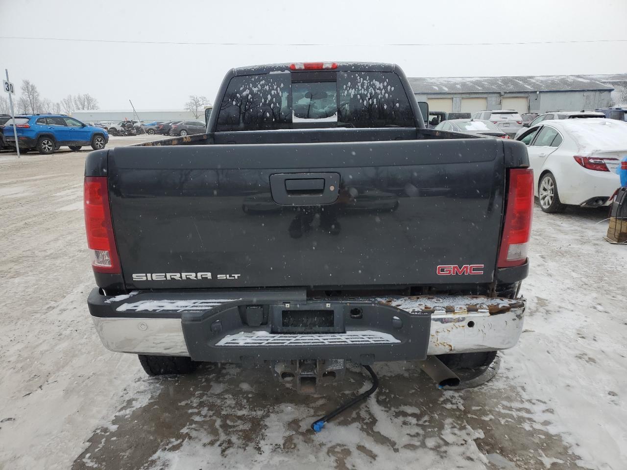 2011 GMC Sierra - Image 6