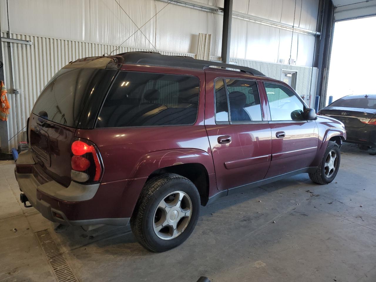 2005 Chevrolet TrailBlazer - Image 3
